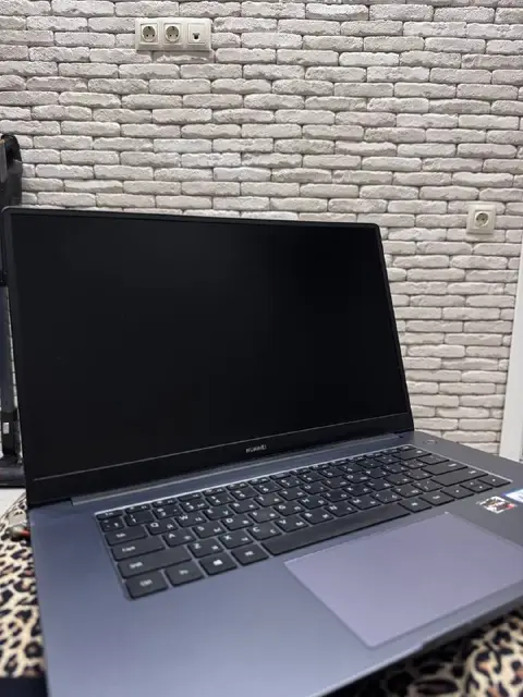 Ноутбук Huawei MateBook D 15 (2020) — Батуми — 450 ₾