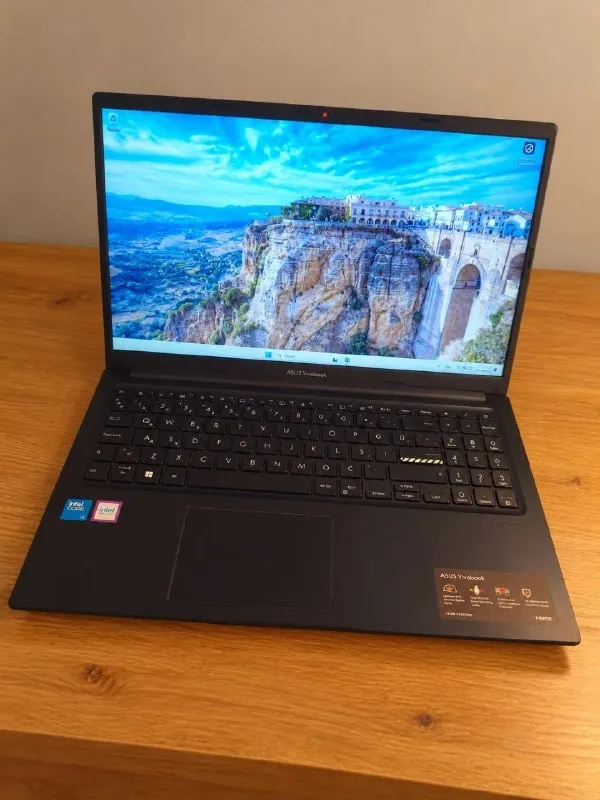 Asus Vivobook Go 15
