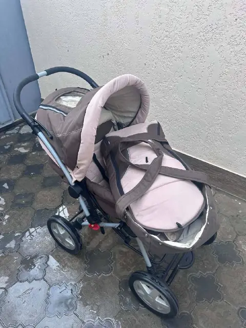Детскую коляску — Тбилиси — 150 ₾