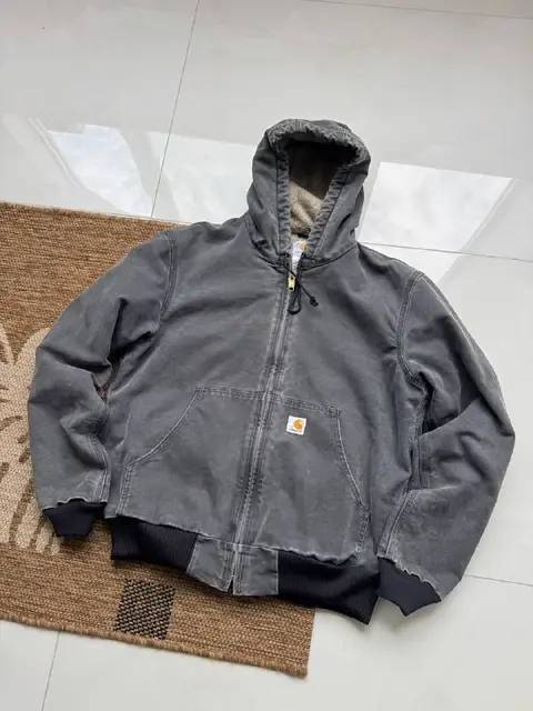 Carhartt Active Jacket — Batumi — 500 ₾
