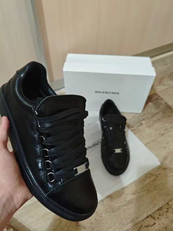 Balenciaga Arena Low Black кросовки