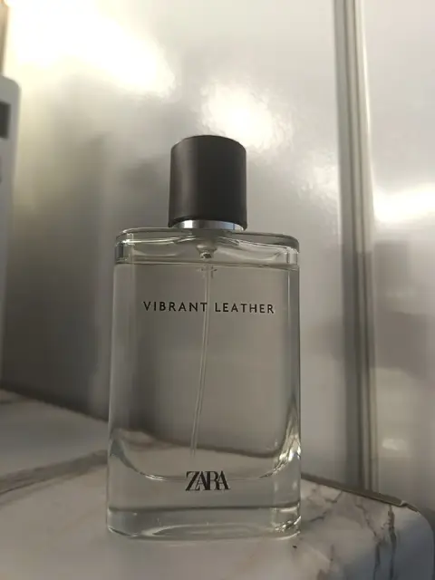 Zara vibrant leather — Тбилиси — 40 ₾