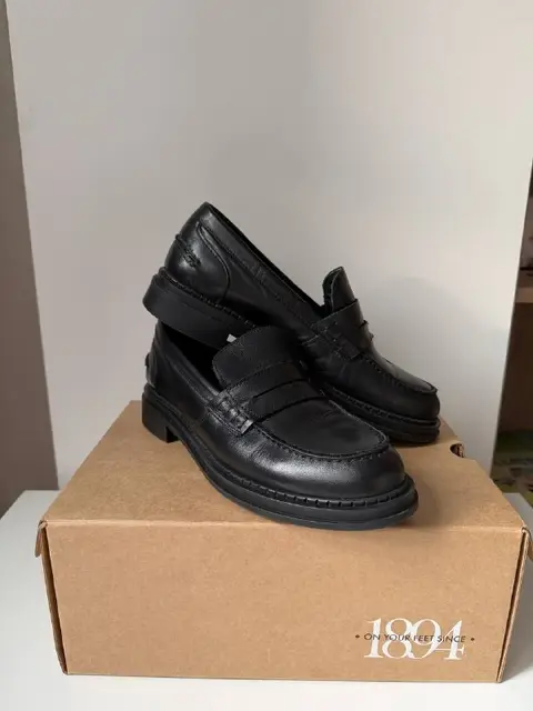 Женские кожаные лоферы Bata — Тбилиси — 110 ₾