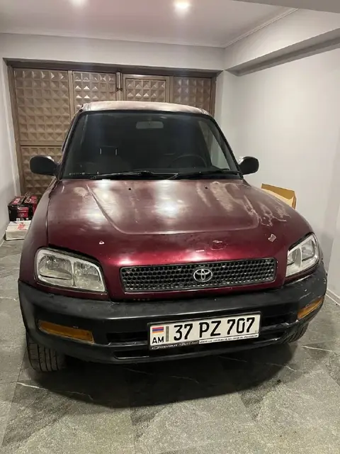 Toyota RAV4 1995 года — Ереван — 4 000 $