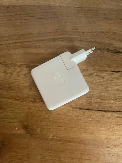 Оригинальный адаптер Apple для MacBook — Tbilisi — 150 ₾