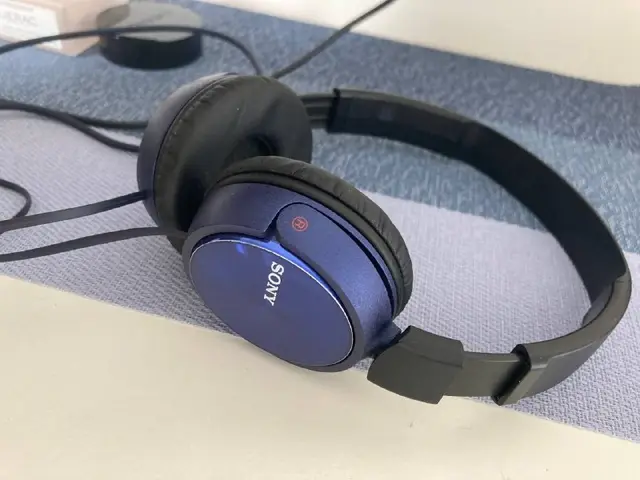 Наушники Сони — Батуми — 50 ₾