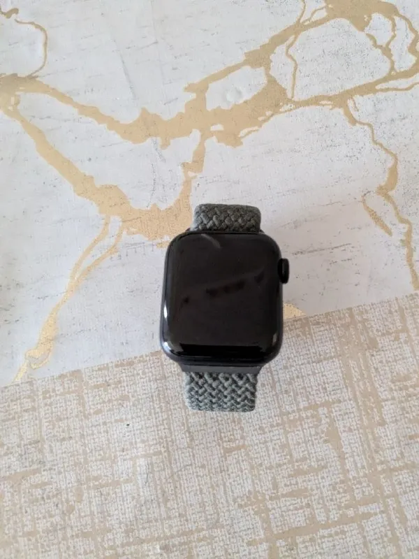 Apple watch se3 40 мм