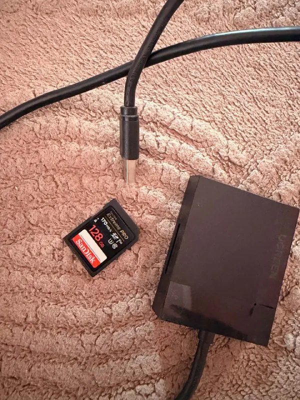SanDisk Extreme PRO 128GB + кардридер Lexar USB-C