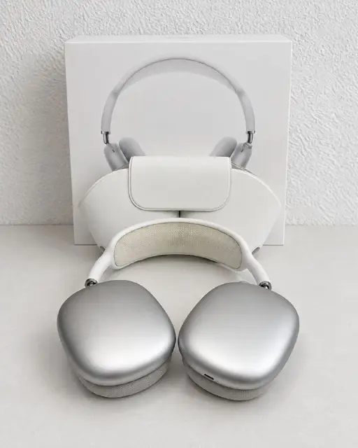 Apple AirPods Max — Silver — Батуми — 400 ₾