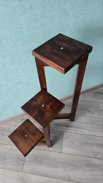 Полка для цветов — Батуми — 80 ₾