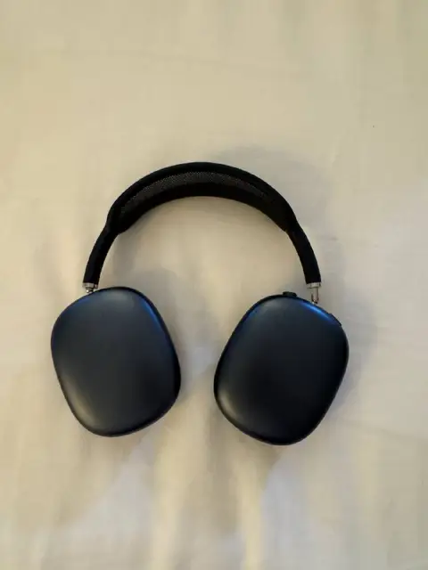 AirPods Max USB-C (2024) — Batumi — 700 ₾