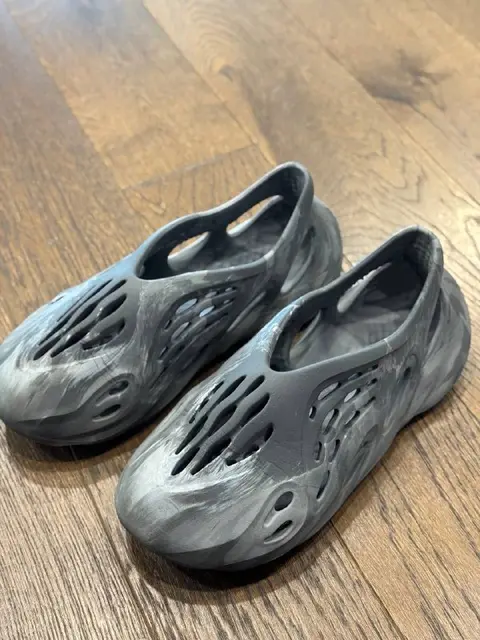 Adidas Yeezy Foam Runner — Стамбул — 7 000 ₺