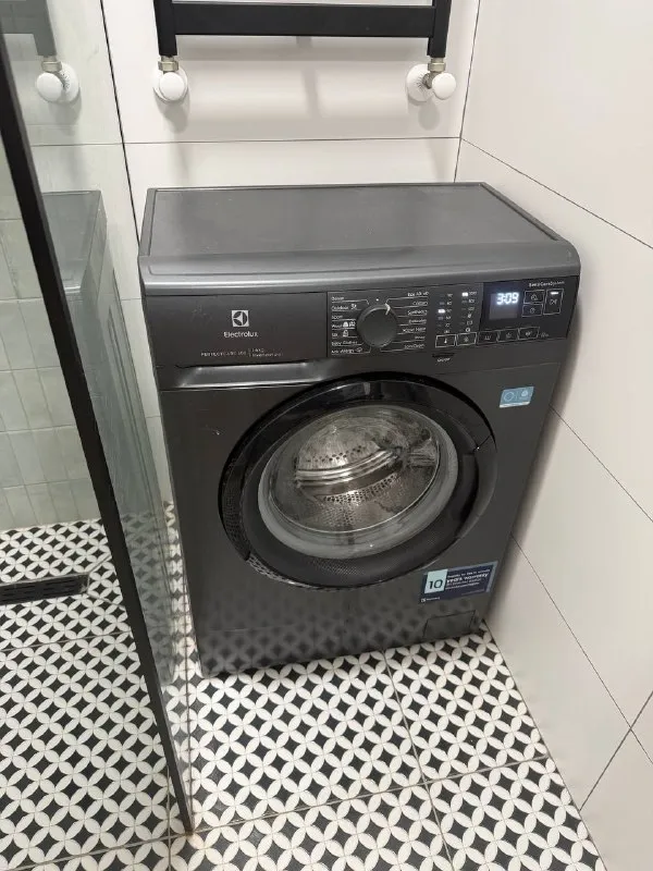 Стиральная машина Electrolux PerfectCare 600