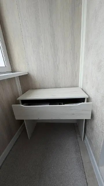 Стол — Минск — 50 Br
