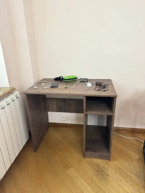 Письменный стол — Yerevan — 10,000 ֏