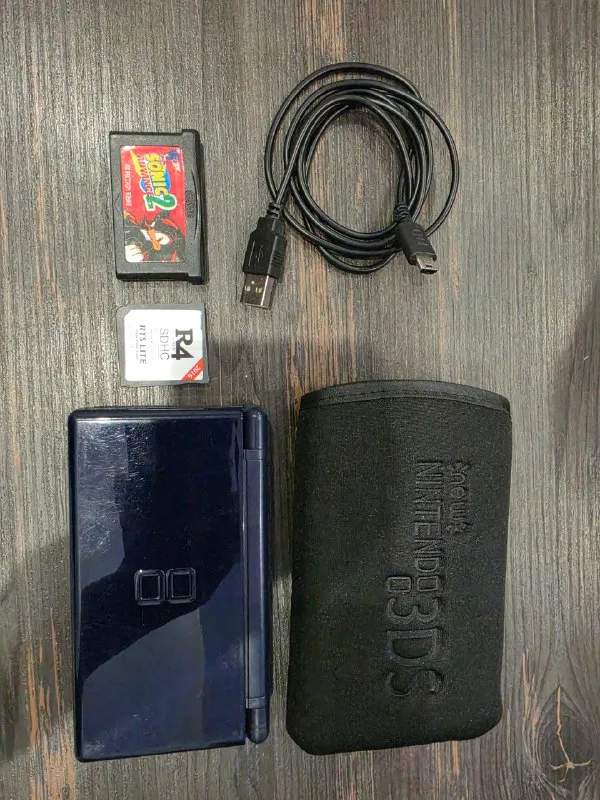 Прошитая ретро-консоль nintendo ds lite