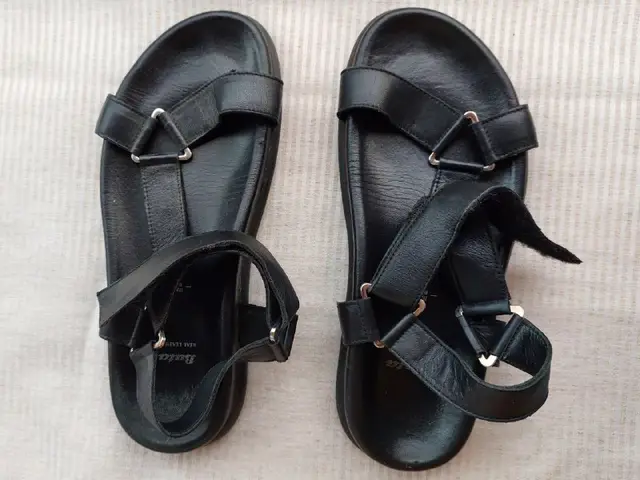 Сандалии Bata, 39 размер — Батуми — 50 ₾