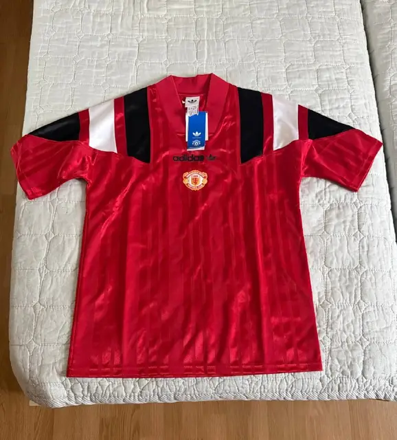 Футболка манчестер юнайтед Manchester United retro — Tbilisi — 210 ₾