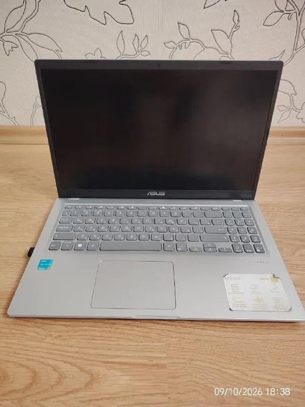 Ноутбук ASUS