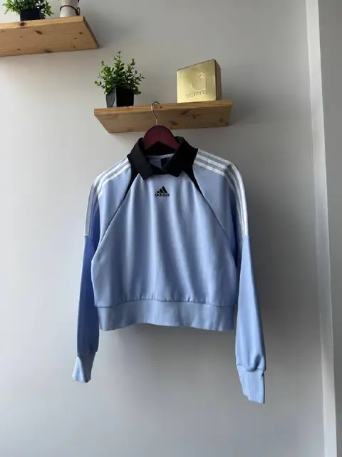 Кроп топ Adidas — Тбилиси — 75 ₾