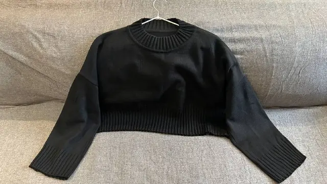 Свитер — Batumi — 22 ₾