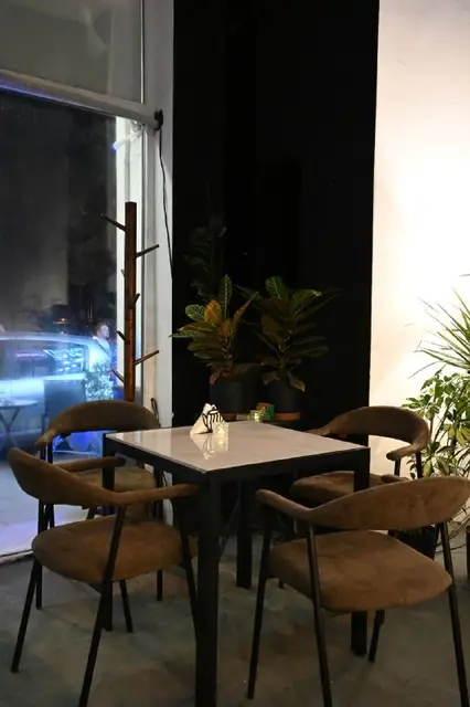 14 стульев для бара или кафе — Batumi — 1,960 ₾