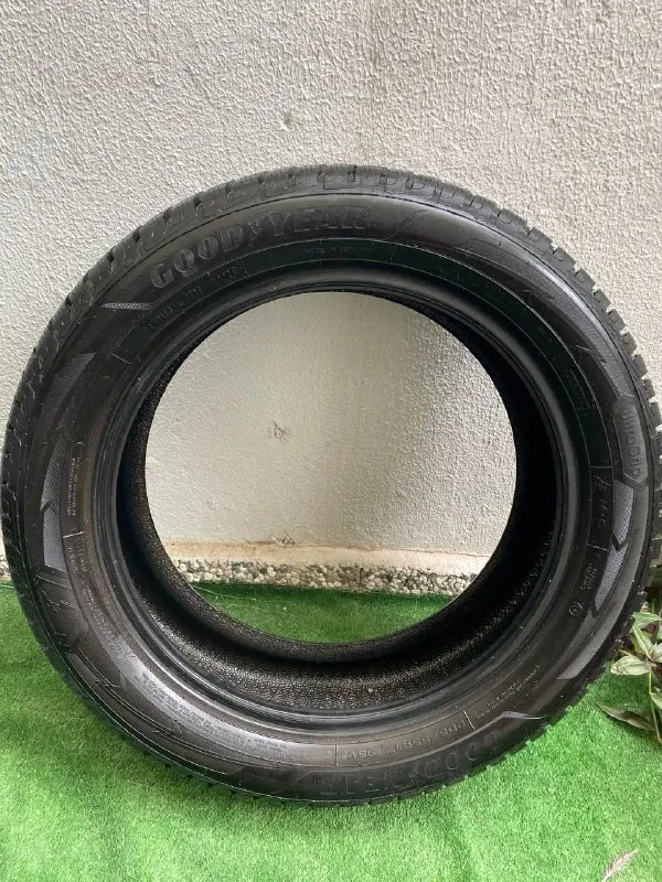 Зимняя резина Goodyear 205/55 R17 95V UltraGrip Performance Extra Load