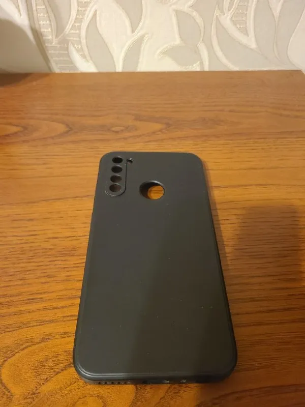 Чехол redmi note 8 отдам даром