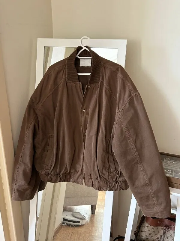 Коричневый бомбер Zara