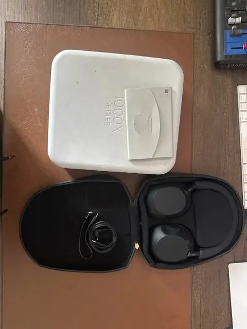 Sony WH-1000XM5 — Тбилиси — 550 ₾