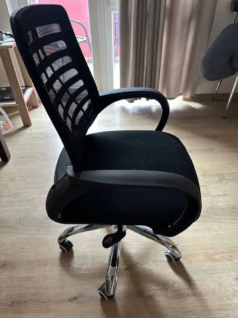 Стул компьютерный — Batumi — 60 ₾