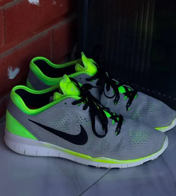 Кроссовки серые для фитнеса Nike Free TR FIT5 — Тбилиси — 100 ₾