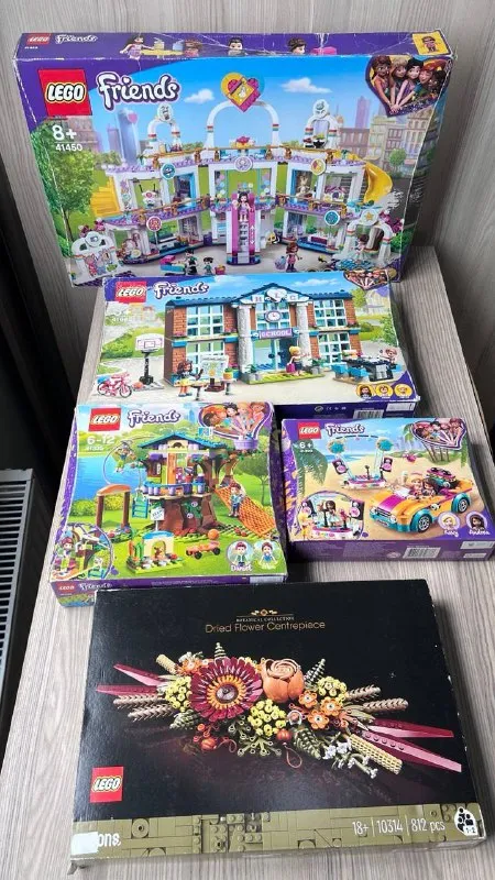 LEGO Friends Heartlake City Shopping Mall