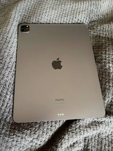 Apple iPad Pro 12.9» M2 256 GB Space Gray — Анталия — 800 $