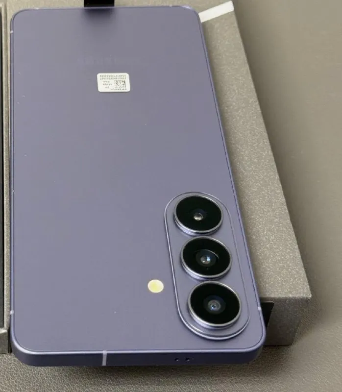 Samsung Galaxy S26 12GB RAM 256GB Snapdragon 8 Elite Gen 5 SM-S942U1 Cobalt Violet
