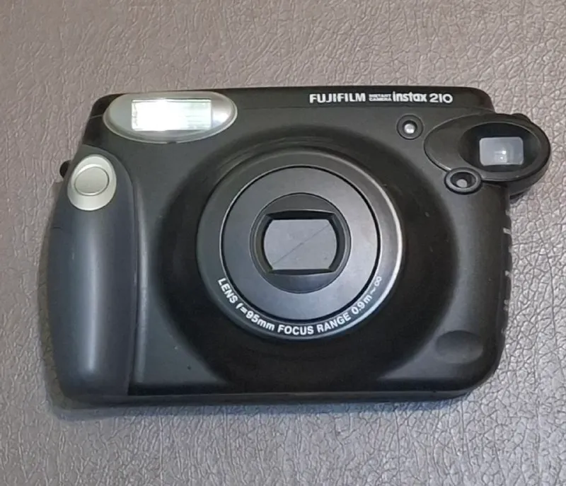 Фотоаппарат fujifilm instax 210 wide