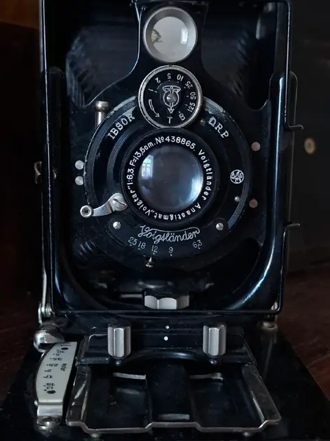 Фотоаппарат Voightlender Val — Тбилиси — 300 ₾