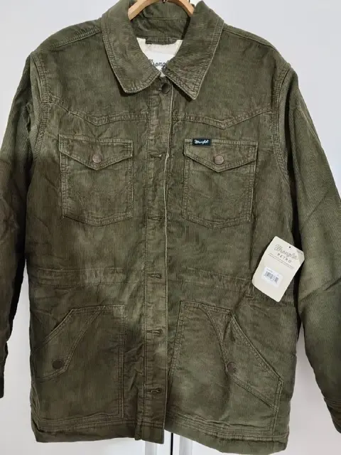 Утепленная вельветовая куртка Wrangler — Ереван — 65 000 ֏