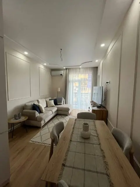 Квартира 1+1 — Батуми — 650 $