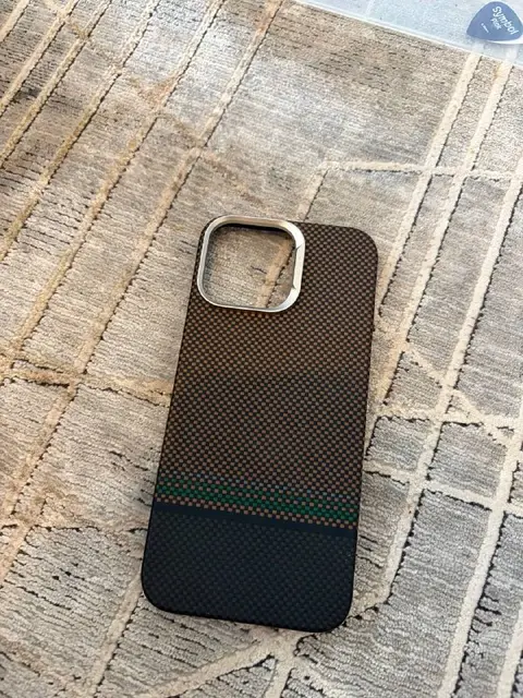 Чехол Benks для iPhone 16 — Анталия — 2 400 ₺
