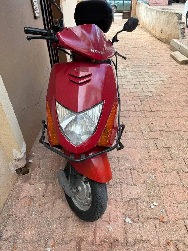 Honda beat 2005 model