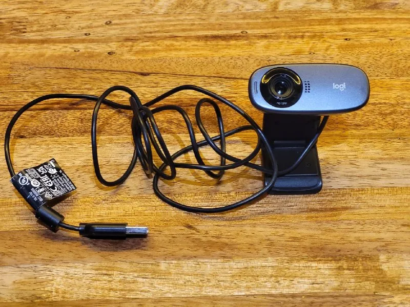 Вебкамера logitech