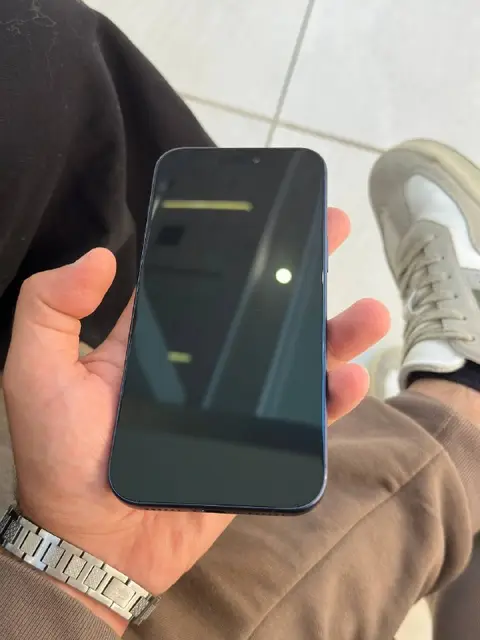 IPhone 17 Pro Max — Белград — 1 000 €