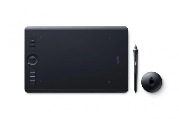 Графический планшет Wacom Intuos Pro Medium PTH-660