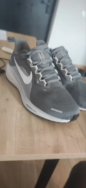 Красовски NIKE — Батуми — 150 ₾