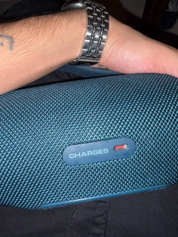 JBL Charge 6
