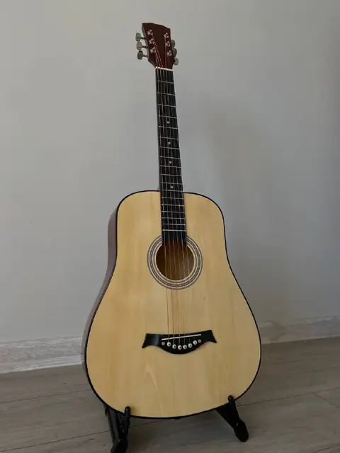 Новая гитара — Батуми — 160 ₾