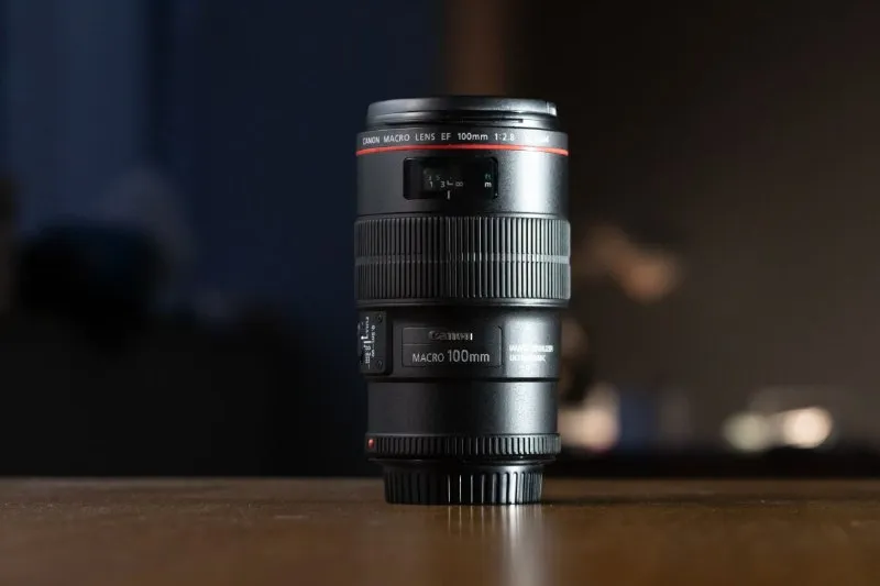 Объектив Canon EF 100 mm f2.8L IS USM