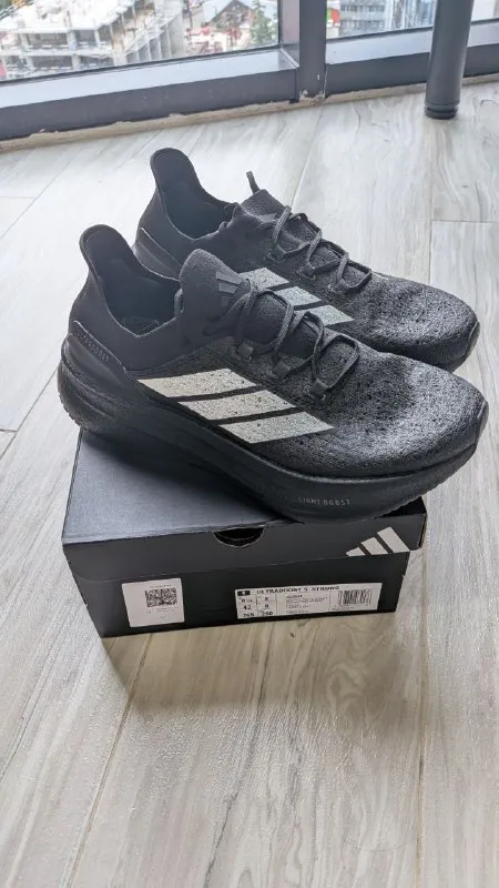 Adidas Ultraboost 5 Strung