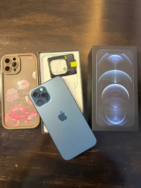 IPhone 12 Pro Max 256Gb — Анталия — 32 000 ₺
